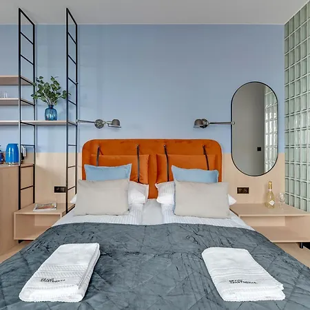 Grand - Doki Living & Foodhall Apartment