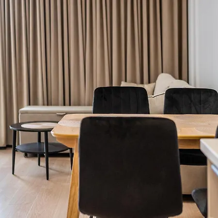 Apartment Grand - Doki Living & Foodhall *