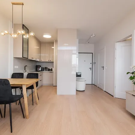 Apartment Grand - Doki Living & Foodhall Gdansk