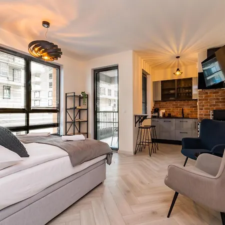 Apartment Grand - Doki Living & Foodhall *