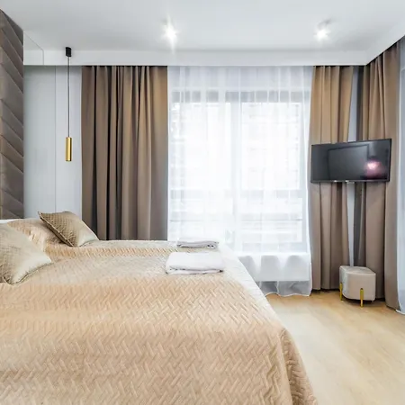 Grand - Doki Living & Foodhall Apartment *