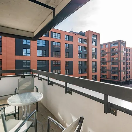 Apartment Grand - Doki Living & Foodhall Gdansk